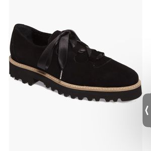 Ron White, “Daisy” water resistant Oxford